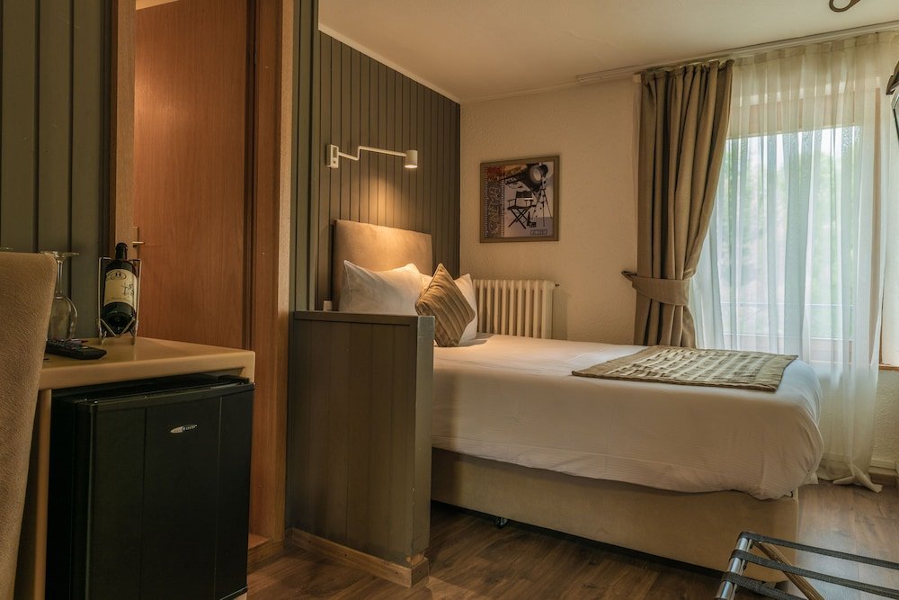 Фото Hôtel de l'Ange