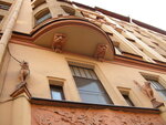 Доходный дом И.Ф. Алюшинского (Maliy Petrogradskoy Storony Avenue, 66/32), landmark, attraction