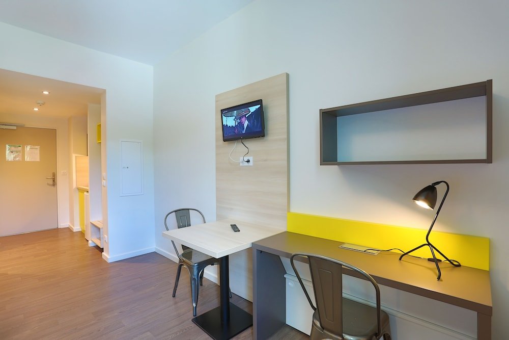 Фото Brit Hotel  Lyon Nord Dardilly