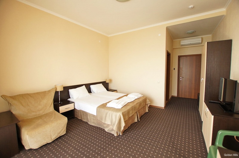 Фото Golden Hills