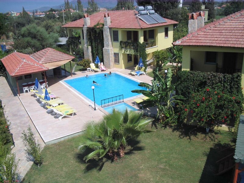Хостел Villa Summer Life в Дальяне