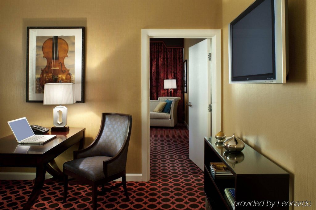 Фото Kimpton Hotel Monaco Chicago, an Ihg Hotel