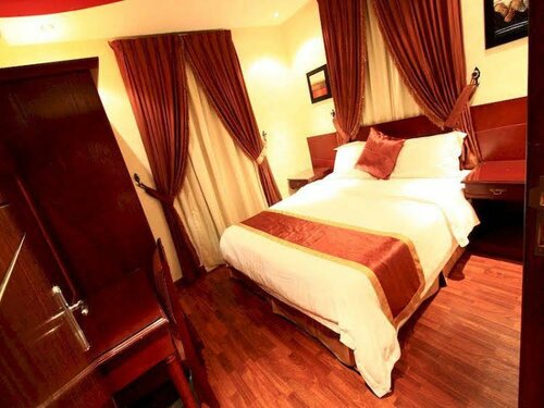Гостиница Rest Night Hotel Suites- Al Falah в Эр-Рияде