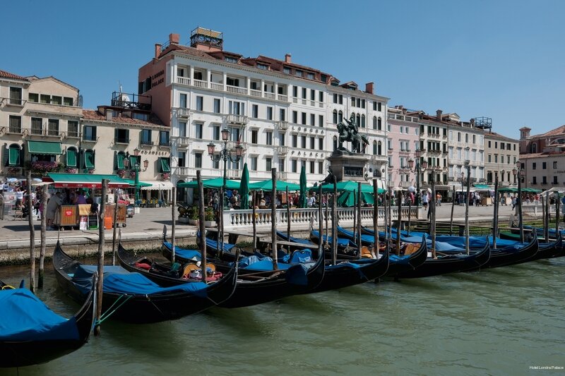 Гостиница Londra Palace Venezia в Венеции