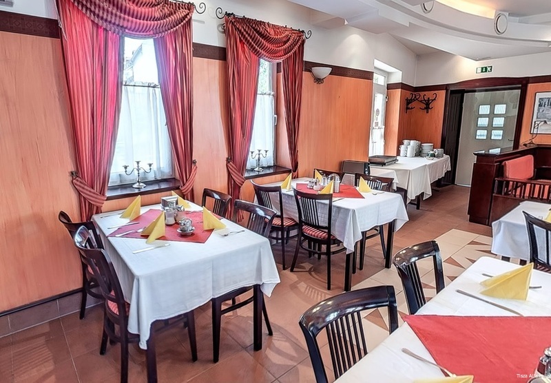 Фото Tisza Alfa Hotel