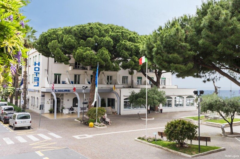 Гостиница Hotel Ligure в Споторно