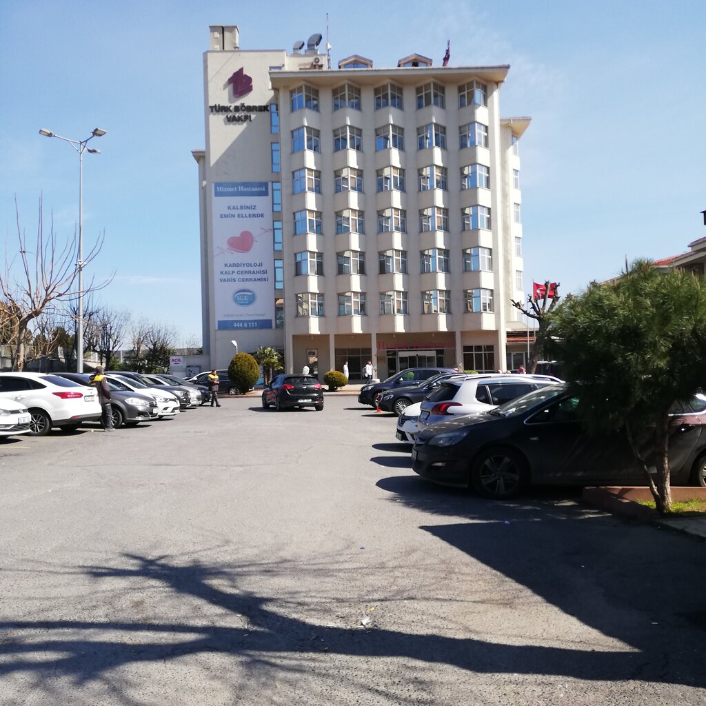 موقف السيارات Bahcelievler Service Hospital Front ، اسطنبول، صورة