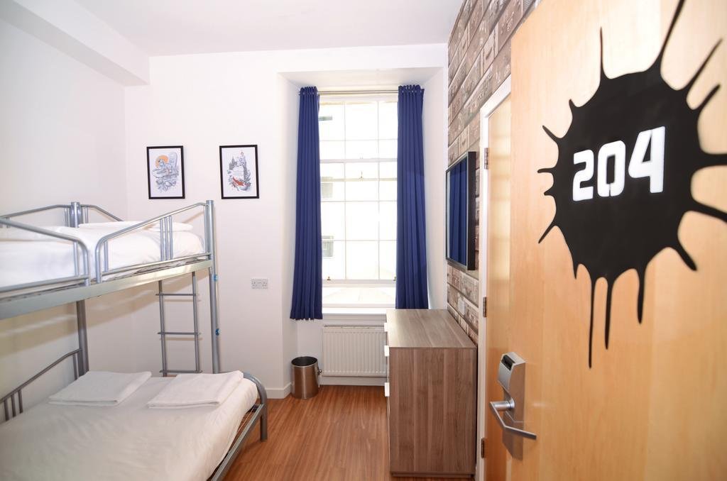 Фото a&o Edinburgh City