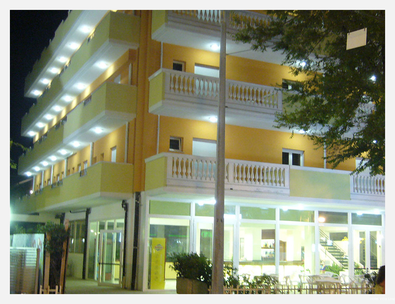 Фото Hotel Villa Linda