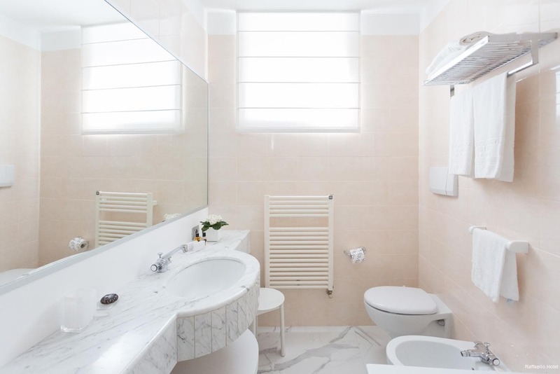 Фото Raffaello Hotel
