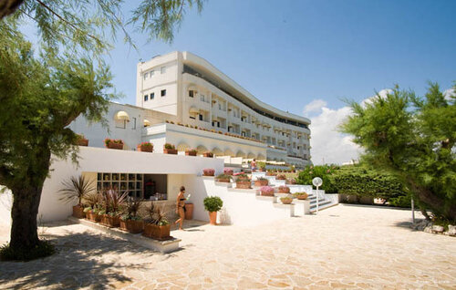 Внешний вид отеля Hotel Del Levante в Фасано, фото 1