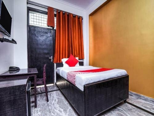 Гостиница Oyo 22321 Nitin Palace Guest House в Дели