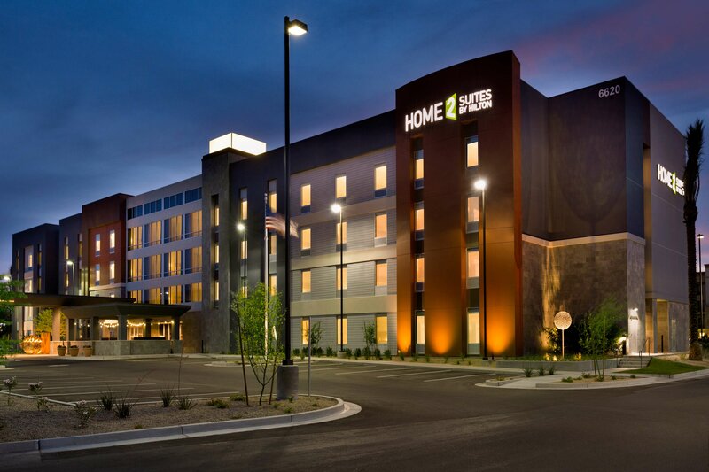 Гостиница Home2 Suites by Hilton Glendale - Westgate в Глендейле