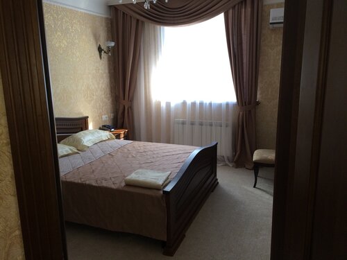 Внешний вид отеля Янтарь в Астрахани, фото 3