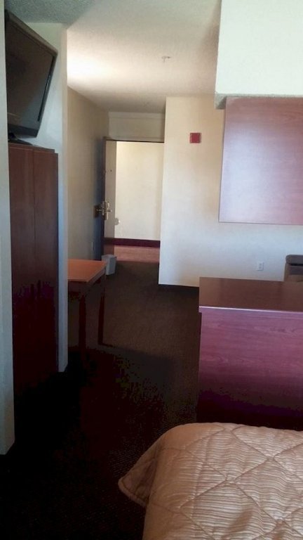 Фото Microtel Inn & Suites by Wyndham Camp Lejeune/Jacksonville