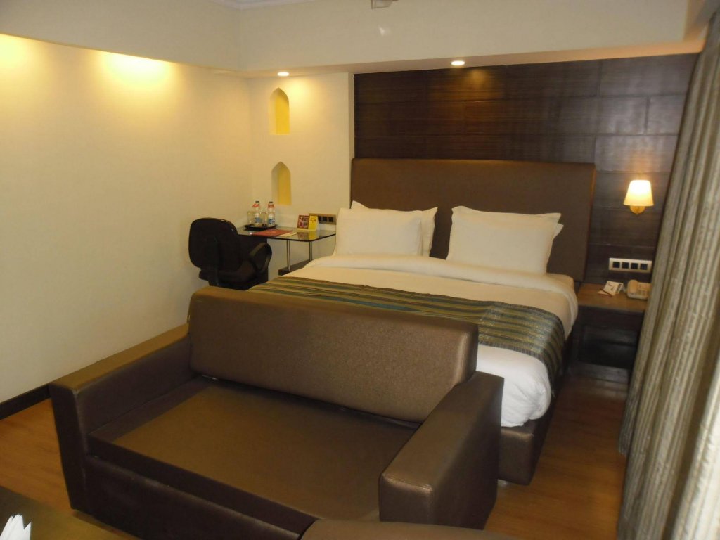 Фото Abigail Goradia's Shirdi