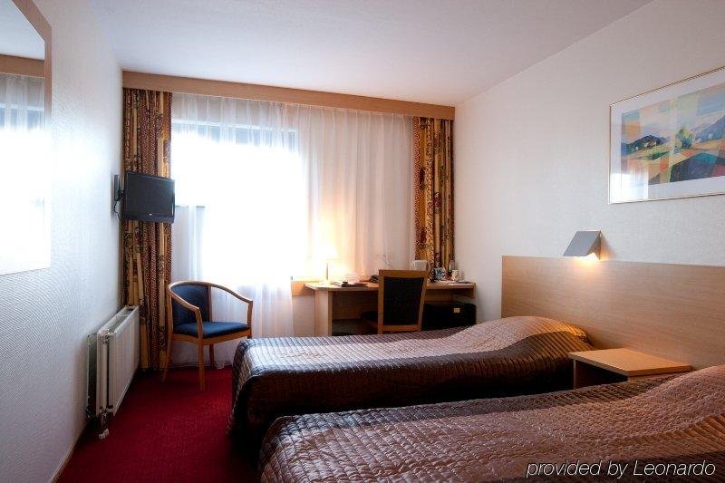 Фото Bastion Hotel Dordrecht Papendrecht