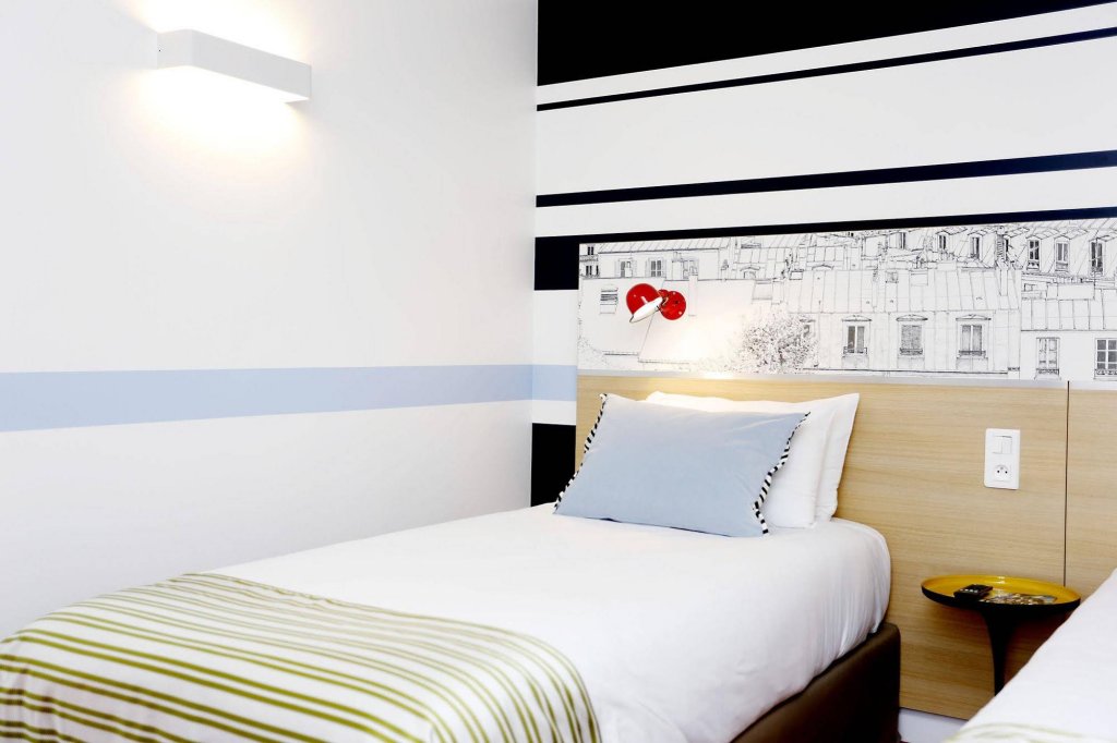 Фото Hotel de France Gare de Lyon Bastille