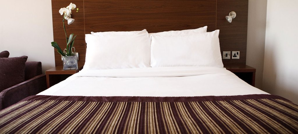 Фото DoubleTree by Hilton London Angel Kings Cross