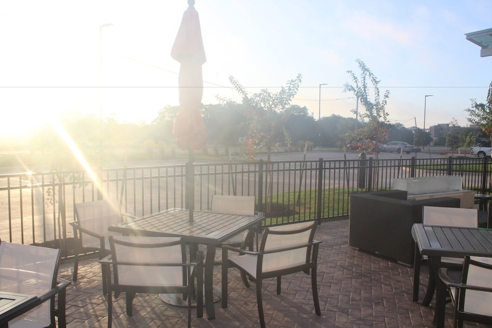 Фото Hyatt Place Austin Cedar Park