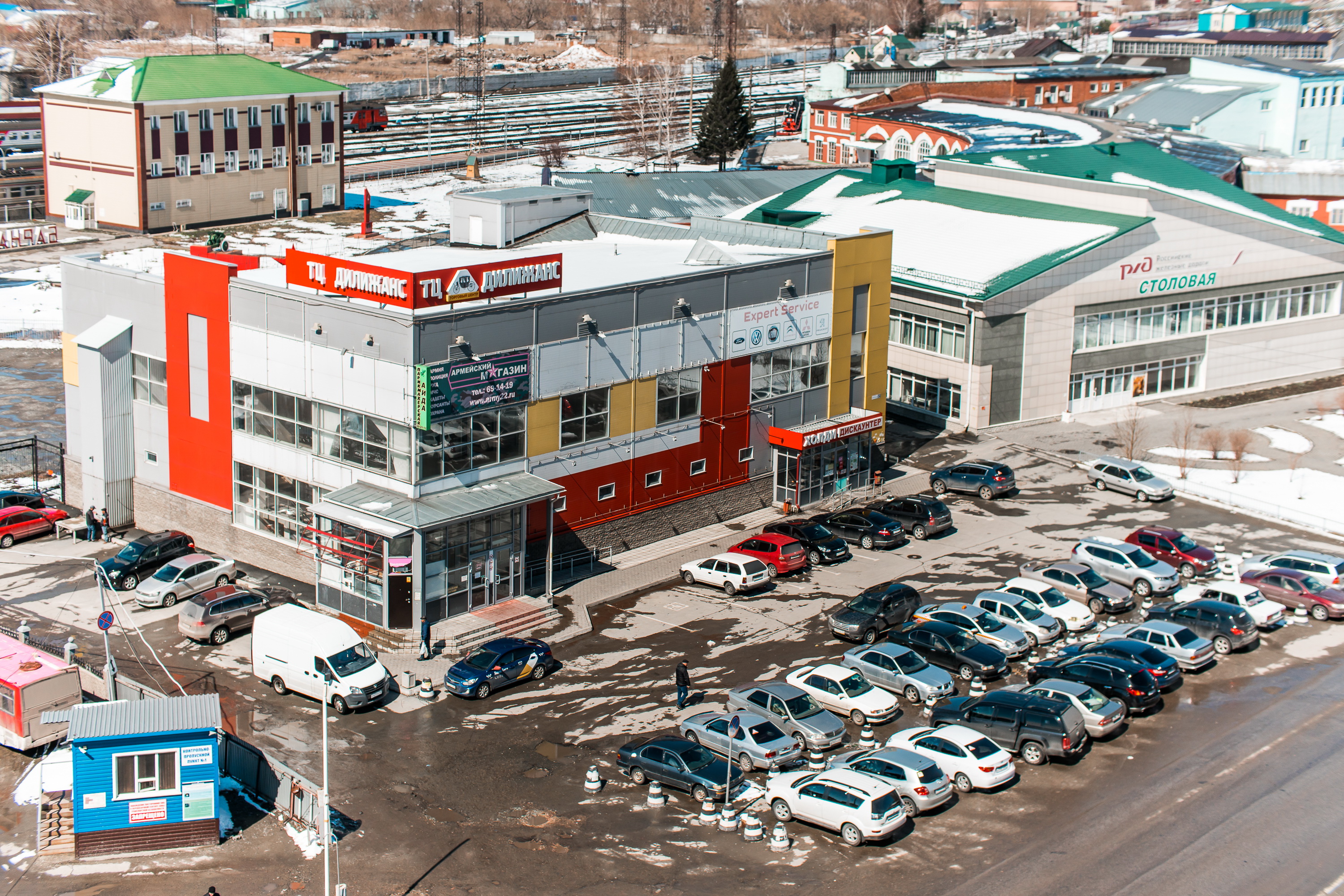 Фото Kvartira&Braun на Строителей 18