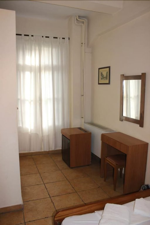 Фото Fivos Hotel - Hostel