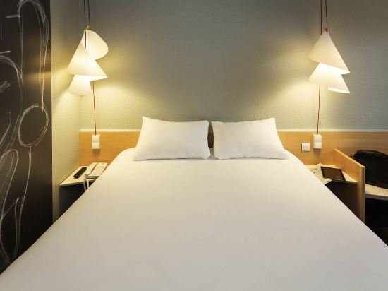 Фото Ibis Styles Perpignan Centre Gare
