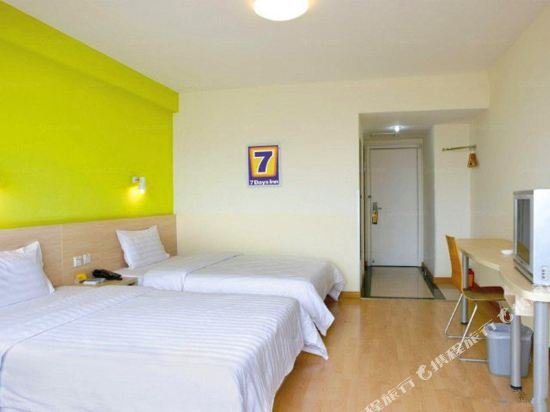 Фото 7 Days Inn Qingdao Railway Station Zhongshan Road Branch