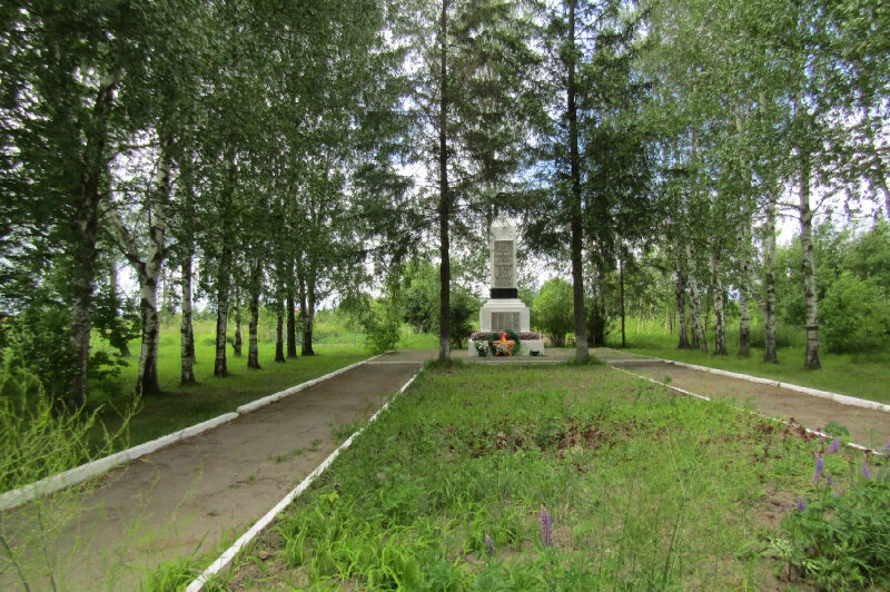 Monument, memorial Героям-землякам, погибшим в годы Великой Отечественной войны, Kaluga Oblast, photo
