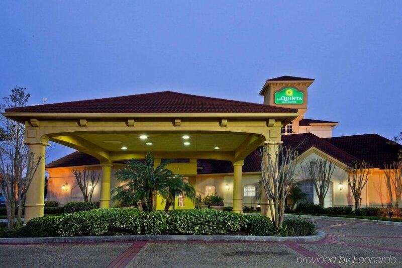 Гостиница La Quinta Inn & Suites by Wyndham Usf в Тампе
