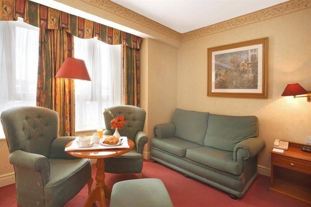 Фото Maldron Hotel Pearse Street