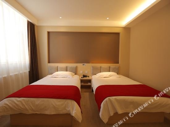 Фото Jtour Inn Changchun Railway Station South Plaza