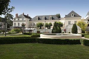 Chateau Belmont Tours by The Crest Collection