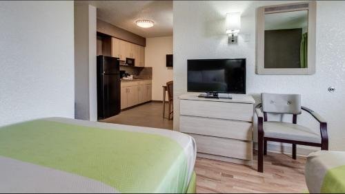 Фото Studio 6 El Paso, Tx - East