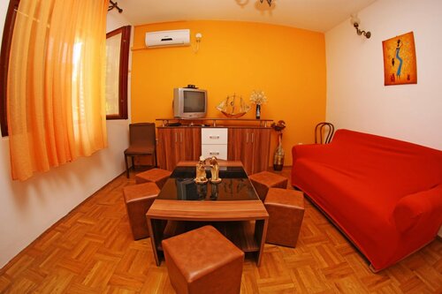 Гостиница Apartments and Rooms Zvjezdana в Хваре