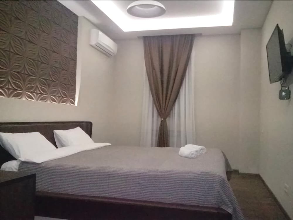 Фото Отель All Seasons