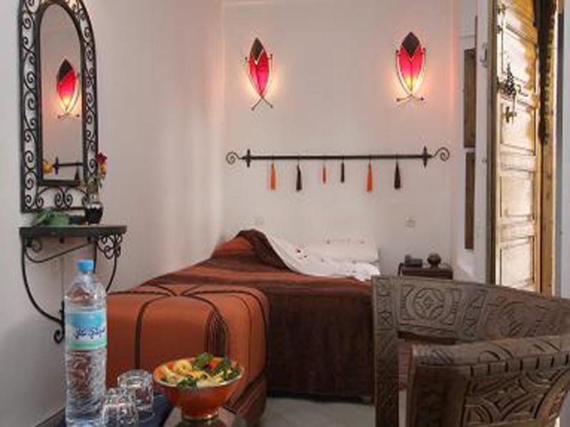Фото Riad Nerja Hotel
