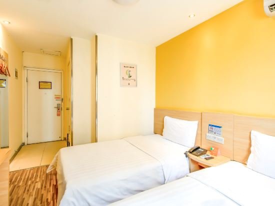 Фото 7 Days Inn Bayi Square Second Branch