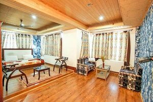 Гостиница Roomy Signature Hotel
