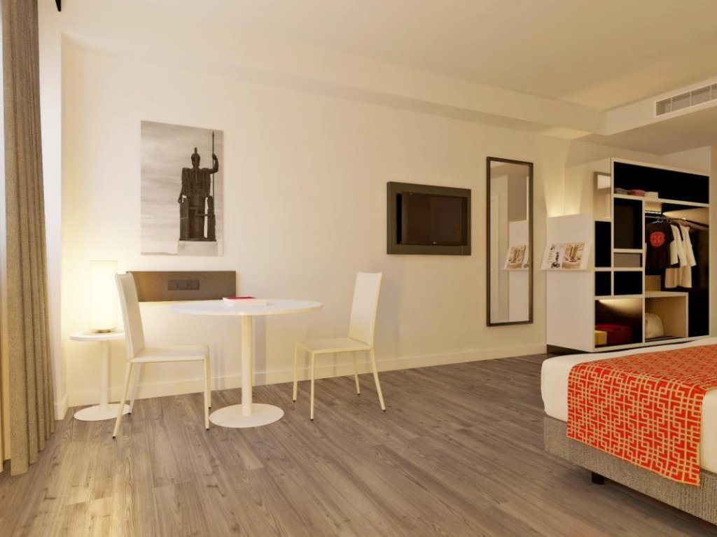 Фото Nh Collection Madrid Suecia