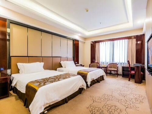 Гостиница Huahai Hotel в Маомине