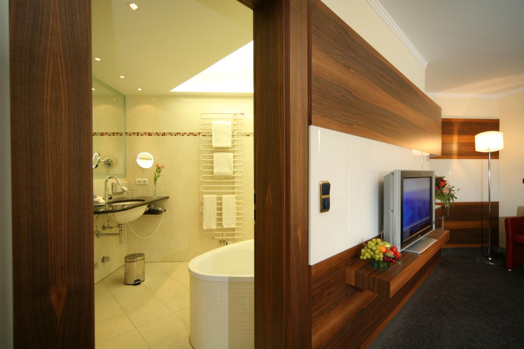 Фото Hotel Torbrau