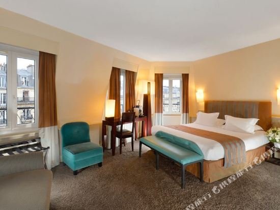 Фото Hotel Plaza Etoile