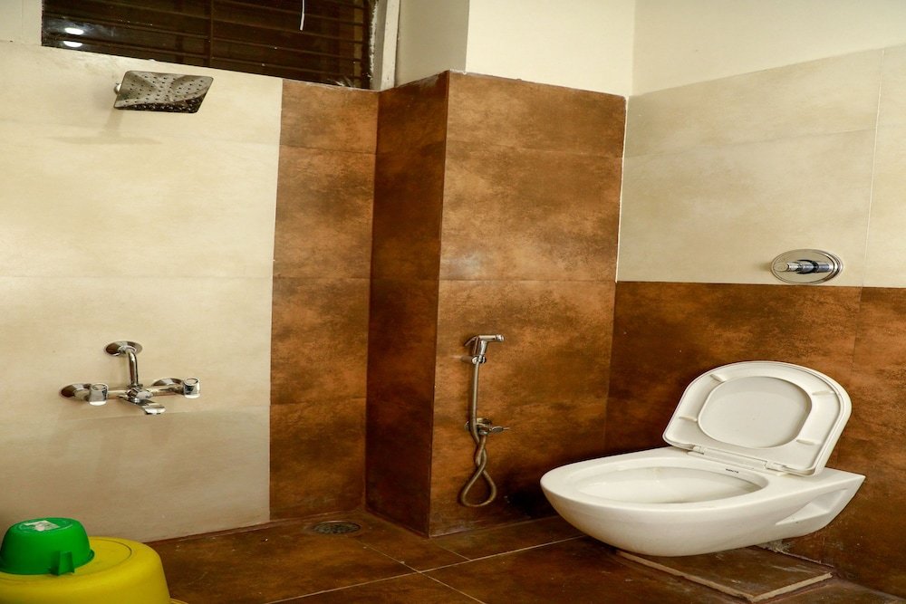 Фото Hotel Parth Residency