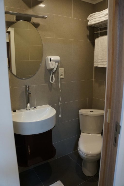 Фото Hotel Evergreen