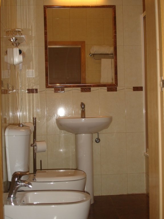 Фото Grande Pensão Alcobia