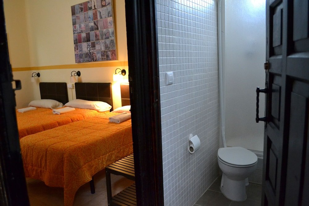 Фото Pension Nuevo Suizo