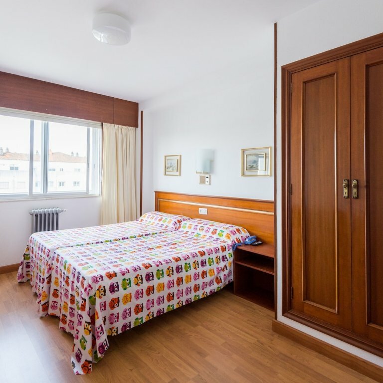 Hotel Rey Fernando, Santiago de Compostela, photo