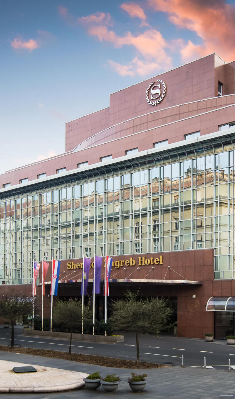 Фото International Hotel