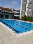 Academia Swimming Pool (İstanbul, Avcılar, Üniversite Mah., Cemil Meriç Sok., 6/3) ، حمام السباحة
